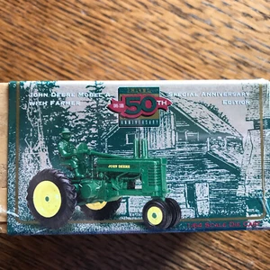ERTL JOHN DEERE 50th ANNIVERSARY FARM TRACTOR WITH FARMER IN WOOD BOX 1:64 - Picture 1 of 3