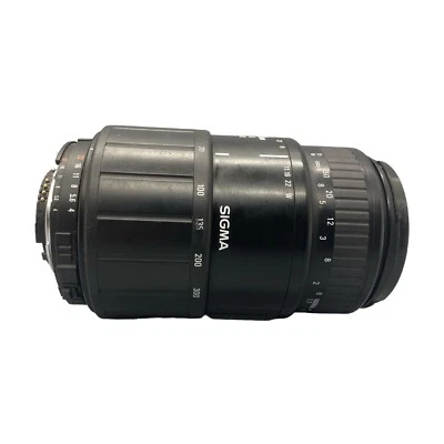 Sigma AF 70-300mm 1:4 - 5.6 D DL Macro Lens for Nikon EUC - Image 1 of 4