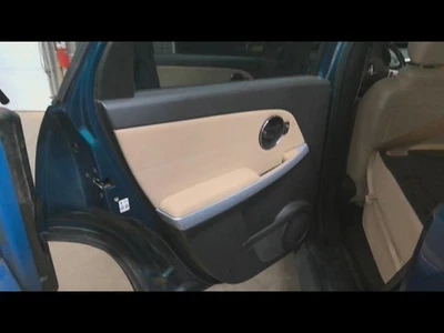 TORRENT   2007 Door Trim Panel Rear 723563 - Image 1 of 4