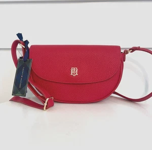 NEU Tommy Hilfiger Umhängetasche Handtasche rot Überschlag TOLLES GESCHENK! Neu mit Etikett - Bild 1 von 5