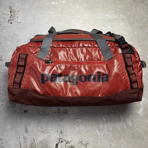 Patagonia Black Hole Duffle Glossy Red bag backpack SP15 One size - Picture 1 of 12