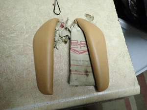 Studebaker 1334152-3x6 Door Arm Rest Pad pair 1958-61 Tan - Picture 1 of 2
