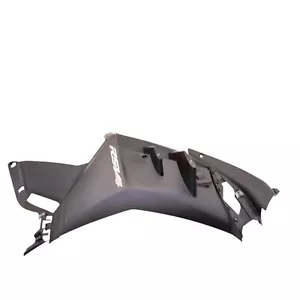Carenado medio derecho Aprilia RSV4 2021-2024 capucha lateral superior de plástico *RASPADO* - Imagen 1 de 12