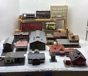 Edifici scala Ho. Progetto Edifici. (Per lo più). Lotto 1 - Foto 1 di 14