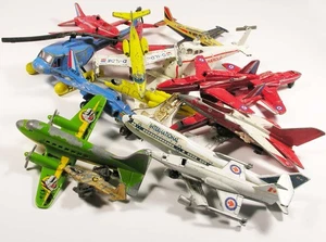 SCRAPYARD LOT MATCHBOX ETC AIRCRAFT AEROPLANE GRAVEYARD RED ARROWS SKYBUSTERS - Picture 1 of 2