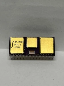 IDT ~ IDT7M204S65C GOLD CERAMIC 28 PIN IC - Picture 1 of 2