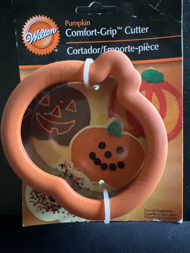 Cortador de galletas Wilton PUMPKIN Comfort Grip acero inoxidable 4" x 1-1/2" # 2310-595 Foto 1 de 1