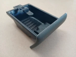 1999 - 2002 CHEVROLET SILVERADO GMC SIERRA ASH TRAY GRAY - Picture 1 of 8
