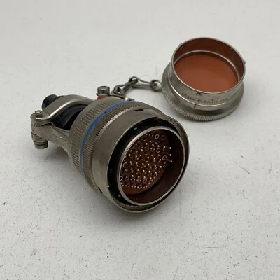 Deutsch M83723-76R2461N Cable Circular MIL Spec Connector Plug 61-Position - Image 1 of 4