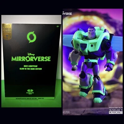 McFarlane Gold Label 2023 - Buzz Lightyear edición Glow in the Dark (exclusivo) Foto 1 de 4