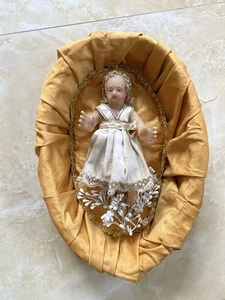 Vintage Jesuskind aus Wachskind mit Kinderbett 19 cm - Bild 1 von 8