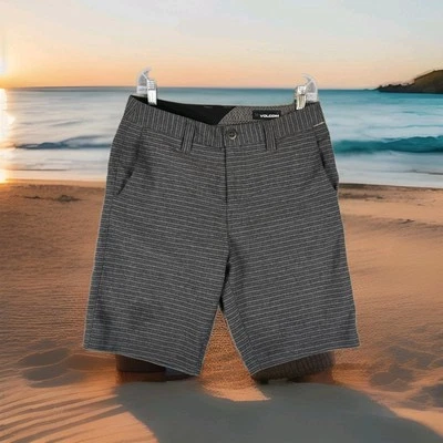 VOLCOM Shorts Mens 30 Grey  Surf and Turf 4 Way Stretch Hybrid Shorts 9" Inseam  - Image 1 of 4