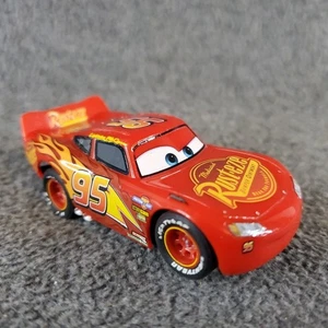 Disney Pixar Cars Lightning McQueen Slotcar Carrera #95 1:43 rot - Bild 1 von 15