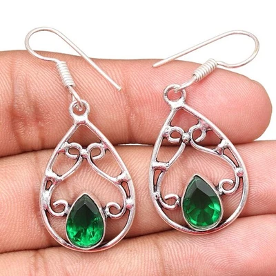 Pendientes de joyería de plata hechos a mano con piedras preciosas de cuarzo esmeralda de 1,5"" Foto 1 de 4