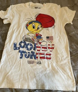 Looney Tunes TWEETY BIRD TEAM USA T-Shirt OLYMPICS Small Basketball Shirt - Picture 1 of 2