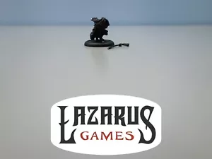 Warmachine: Mercenaries - Espadachín no identificado (prensa privada preparada) - Imagen 1 de 4