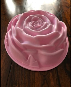 LARGE ROSE FLOWER SILICONE CAKE PAN CHOCOLATE CANDY JELLO MOLD  - Picture 1 of 3