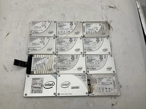 Lot of 12 Assorted Intel SATA SSD Solid State Drives 256 240 180 120 100 80 - Afbeelding 1 van 7