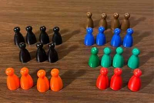 Original Escape From Colditz Game Replacement Spare Parts Tokens Movers Meeples - Picture 1 of 2