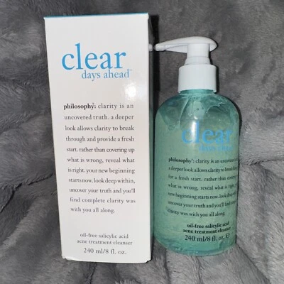 Limpiador para tratamiento del acné con ácido salicílico sin aceite Philosophy Clear Days Ahead 8 oz Foto 1 de 2