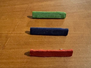 BSA, tre (3) spille da barra a nastro vintage (blu, rosso, verde) - Foto 1 di 2