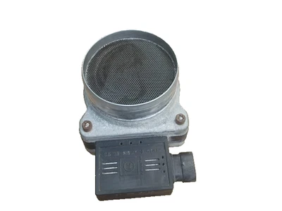 1997 - 2003 CHEVROLET MALIBU MASS AIR FLOW METER SENSOR 3.1L - Image 1 of 2