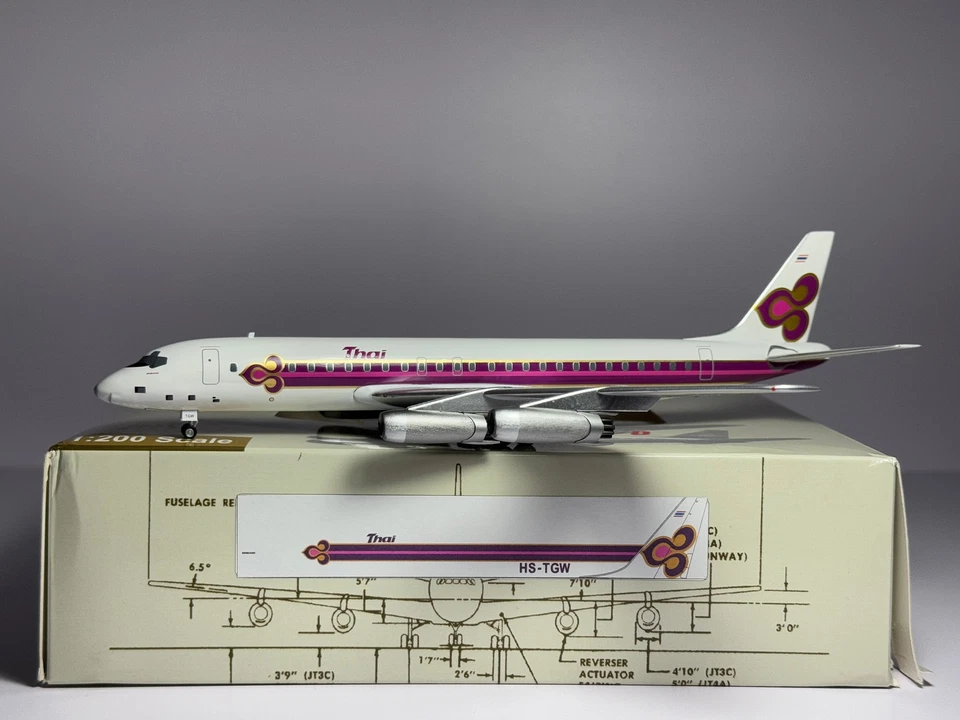 Aeroclassics 1:200 Thai Airways Douglas DC-8-30 HS-TGW 1970s scheme AC219894 - Image 1 of 2