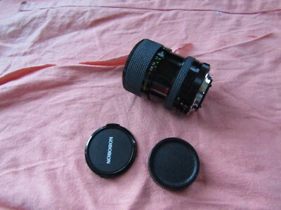KOBORON ZOOM MACRO CAMERA LENS 28-70MM F/3.9-4.8 YASHICA/CONTAX MOUNT - Image 1 of 4
