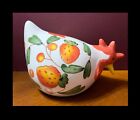 1999 VINTAGE BENNING POTTERS CERAMIC HAND PAINTED CHICKEN WITH STRAWBERRY