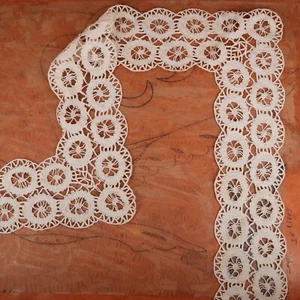Corredor de mesa borde de encaje hecho a mano lino antiguo bobina francesa encaje corredor de mesa - Imagen 1 de 9