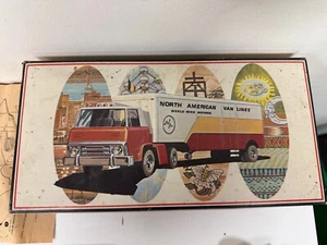 Kit modelo AMT North American Van Lines vintage - sin construir *LEER* - Imagen 1 de 16