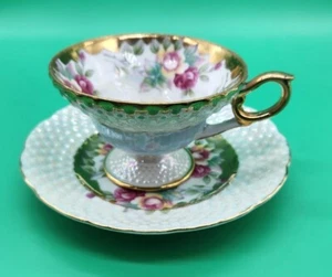 Vintage 1950s Norcrest Fine China teacup & saucer "Red Roses" gold trim Japan - Picture 1 of 9