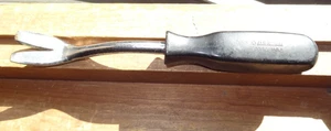 VINTAGE SNAP-ON TOOLS A161A UNDERLINED LOGO TRIM PAD REMOVAL TOOL - Picture 1 of 1