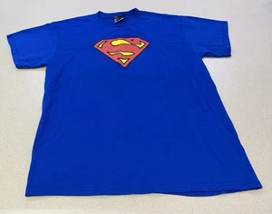 DC Comics Superman Logo Shirt Medium Short Sleeve Warner Bros. 2002 Preowned - Picture 1 of 9