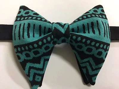 Pajarita azteca hecha a mano negra/verde azulada estilo vintage años 70 preatada ajustable Foto 1 de 3