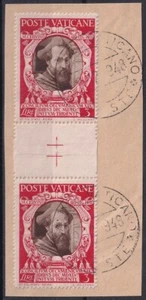 1946 VATICANO NR.118 COPPIA VERTICALE CON INTERSPAZIO USATA SU FRAMM NON COMUNE - Imagen 1 de 1