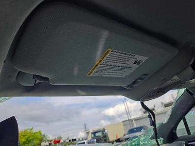 Used Left Sun Visor fits: 2022 Chevrolet Blazer Left Grade A Foto 1 de 4