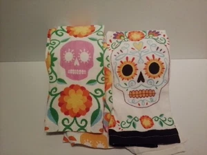 Zwei Halloween Sugar Skull Küchentücher sehr bunt - Bild 1 von 3