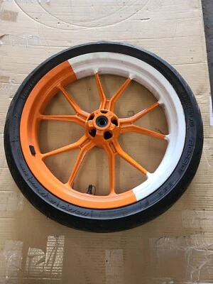 KTM RC 390 Vorderrad 3x17 ( EZ. 11.04.2017 )  9020900104404 - Bild 1 von 4