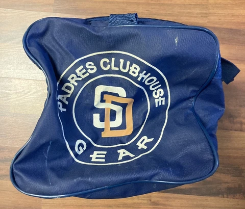 VTG San Diego Padres Duffle Bag Qualcomm Clubhouse Gear *SEE PICS FOR CONDITION Cover