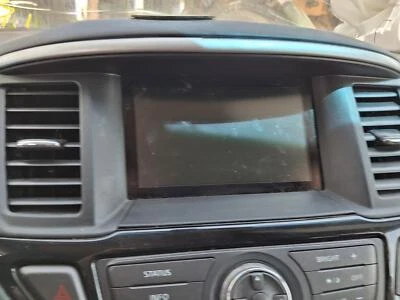 二手信息娱乐显示屏 适合:2016 年日产 Pathfinder 显示屏仪表板 带 o n — 第 1/4 张图片