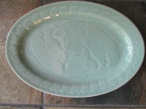 Vintage Longquan Celadon Green Koi Gold Fish Serving Platter 14" - Picture 1 of 3