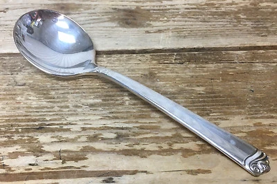 Holmes Edwards Bright Future IS Plata Profunda 1 Cuenco Redondo Cuchara Gumbo Cardo MCM Foto 1 de 2