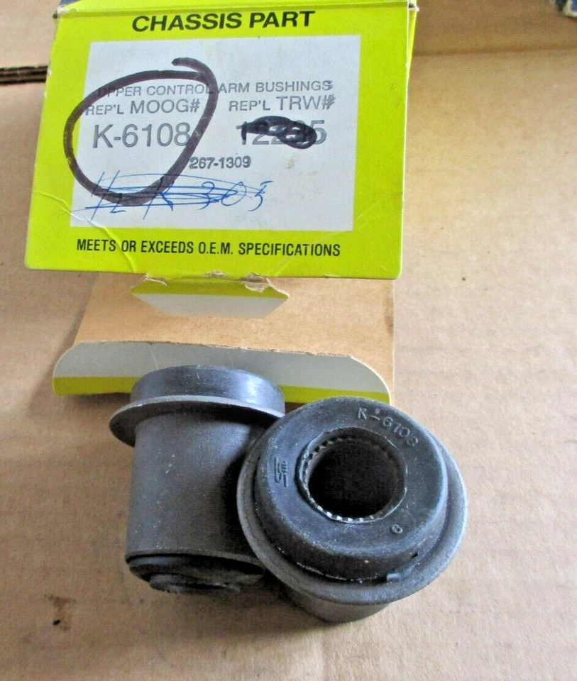 Bujes de brazo de control marca AmGauge cruza a Moog K6108 Foto 1 de 1