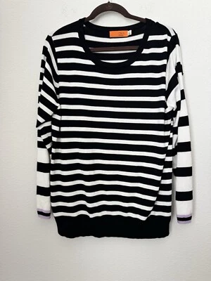 One A Woman Black & White Long Sleeve Crewneck Sweater Pullover Knit Size 2X - Image 1 of 4