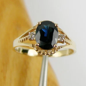 1.70 cts Oval 8x6mm Natural Sapphire & Diamond Ring Genuine 375 9k Yellow Gold - Picture 1 of 10