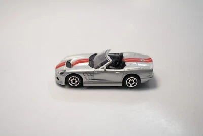 Shelby Serie 1 Rayas Rojas Plateadas Colección Burago 1:43 1/43 Foto 1 de 4
