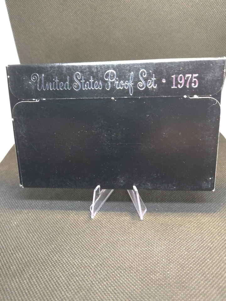 1975–1982 U.S. Mint Proof Set Collection-Bicentennial Legacy • Type 2 SBA - Image 1 of 4