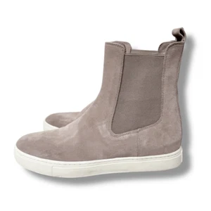 Vince Women's Norman-b Woodsmoke Grey Suede Ankle Boot Rubber Sole Size 8M / 38 - Picture 1 of 7