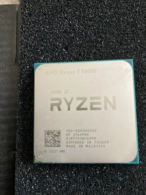 AMD Ryzen 5 5600G Processor (4.4 GHz, 6 Cores, Socket AM4) Tray - 100-000000252 - Image 1 of 3